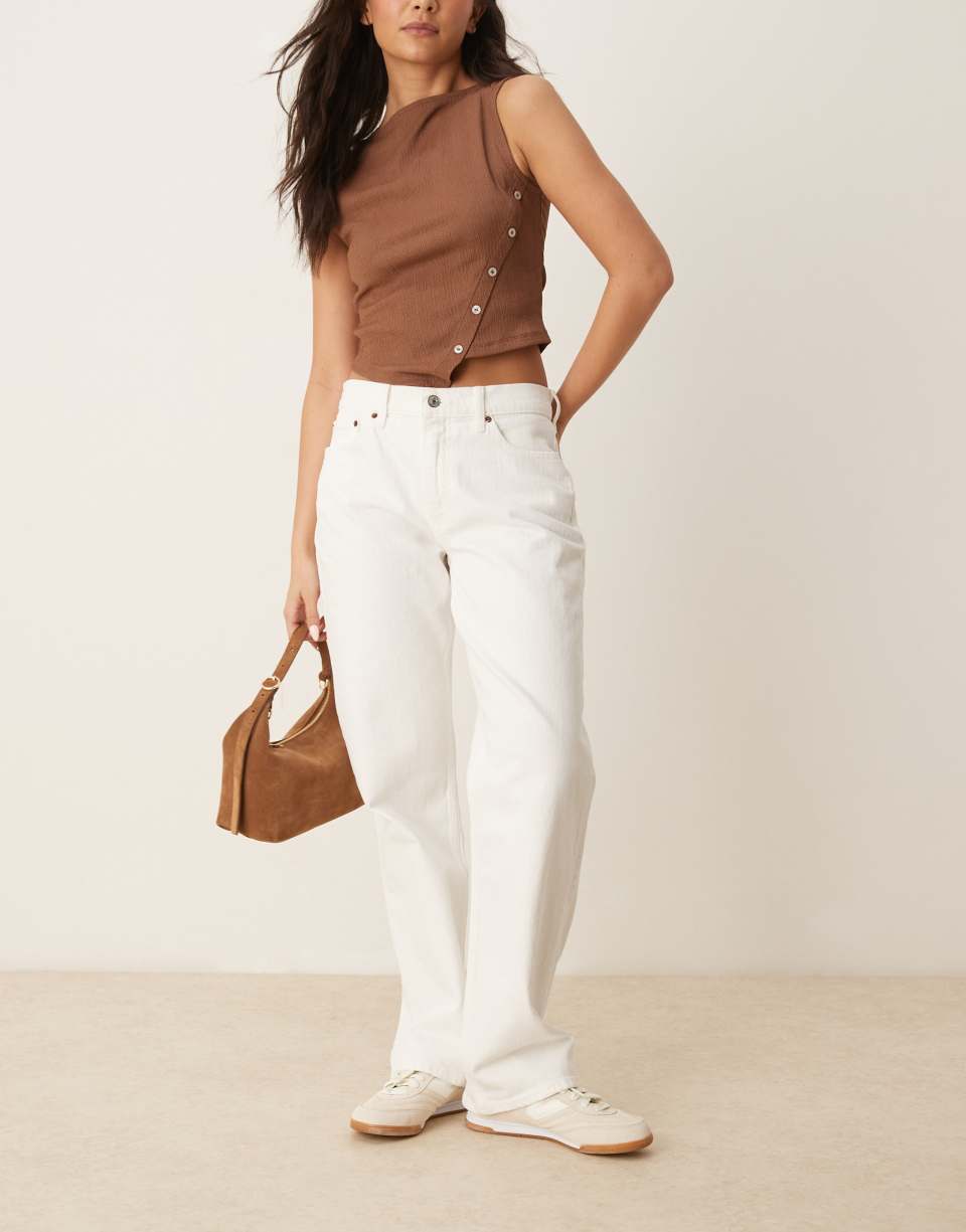 Low rise relaxed jeans