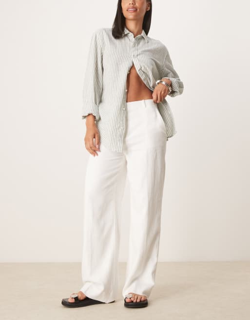 Abercrombie & Fitch Curve - Pantaloni sartoriali a vita alta in lino bianchi
