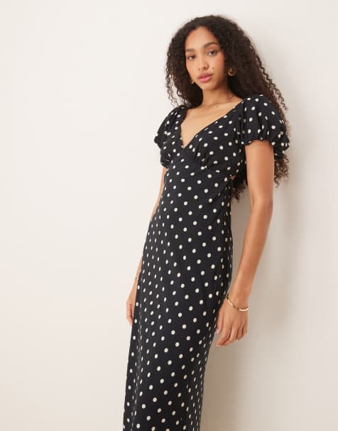 Abercrombie & Fitch – Czarna sukienka maxi w groszki, z bufkami i wiązanym tyłem - view 1