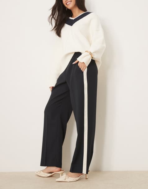 Abercrombie & Fitch pull on straight leg trouser with pintuck detail in black