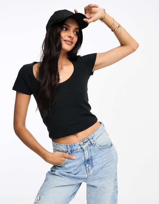 Abercrombie & Fitch – Czarny T-shirt z dekoltem w kształcie litery U