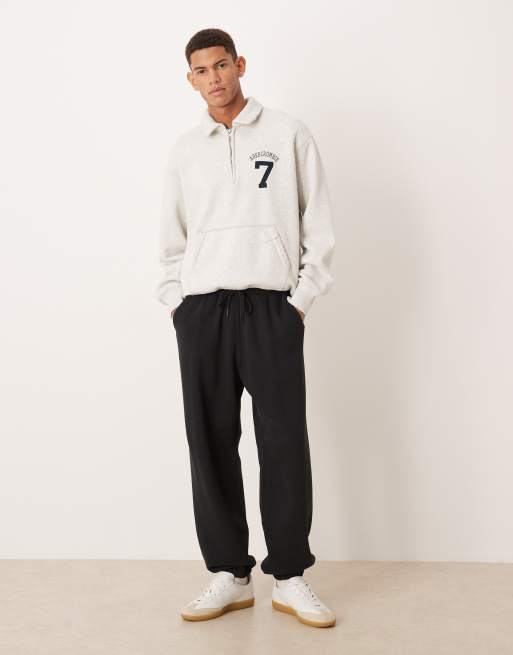 Abercrombie & Fitch essential cinch baggy joggers in black, 2 of 5