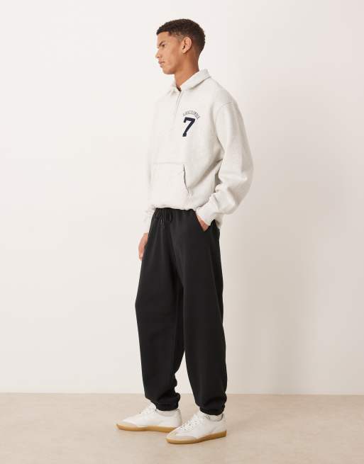 Abercrombie & Fitch essential cinch baggy joggers in black, 3 of 5