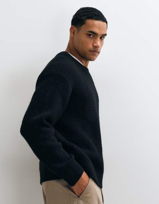 Abercrombie & Fitch essential knitted crew neck jumper in black, 4 of 5