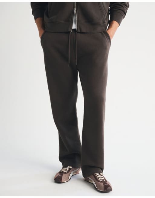 Abercrombie & Fitch Essential straight open-hem sweatpant in dark brown, 2 of 7