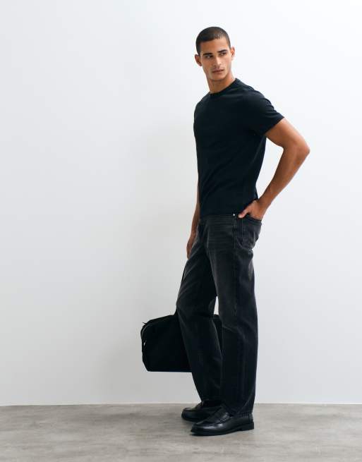 Abercrombie & Fitch essential t-shirt in black, 2 of 5