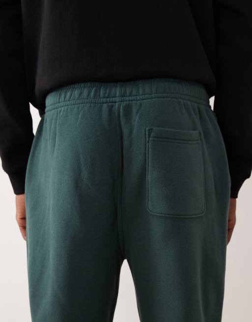 Abercrombie & Fitch – Essential – Weite Jogginghose in Grün mit unversäubertem Saum, 5 von 5