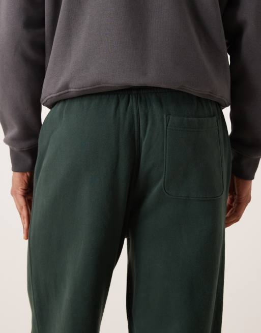 Abercrombie & Fitch – Essential – Weite Jogginghose in Grün mit unversäubertem Saum, 5 von 5