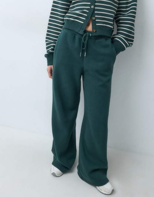 Abercrombie & Fitch essential wide leg joggers in green, 2 of 5