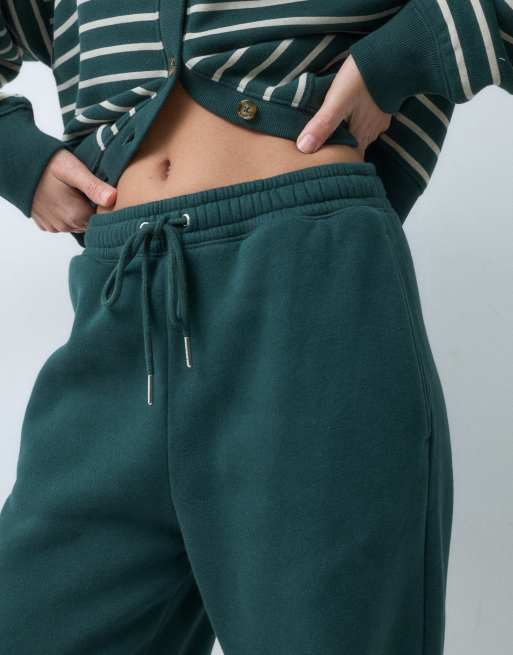 Abercrombie & Fitch essential wide leg joggers in light grey, 3 of 5