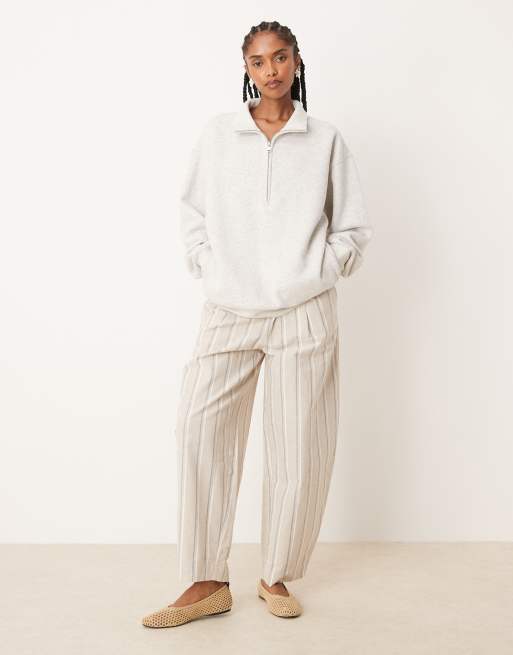 Abercrombie & Fitch - Felpa grigia con zip corta, 3 di 4