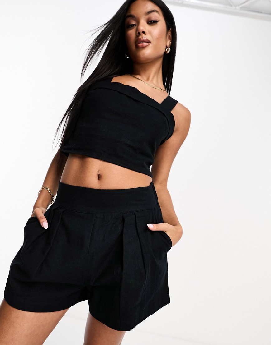 Abercrombie & Fitch flat front linen pull on short co-ord in black