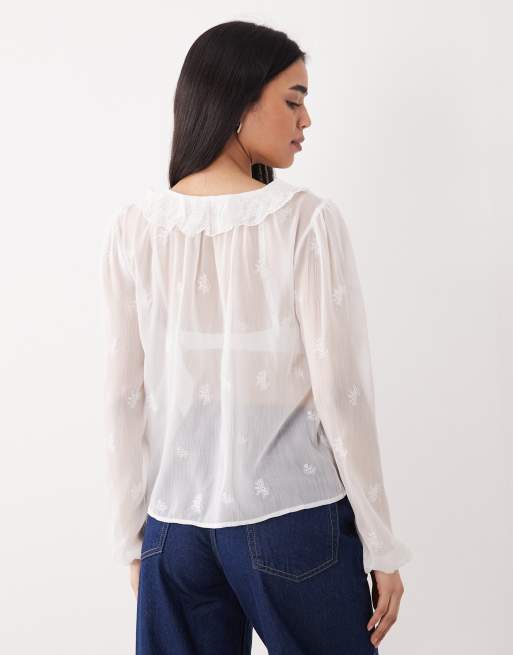 Abercrombie & Fitch – Fließende, langärmlige Bluse in Weiß mit Rüschendetail, 4 von 4