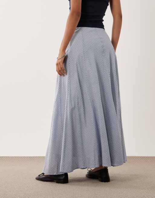 Abercrombie & Fitch fließender Midirock mit blauem Mikro-Karo, 3 von 5