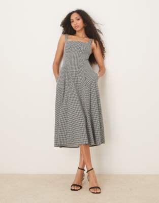 Abercrombie & Fitch - Fließendes Midikleid in Schwarz mit Vichy-Karo