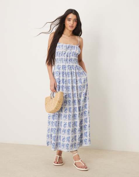 Abercrombie & Fitch flowy maxi dress in blue stamp print - view 1
