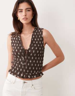 Abercrombie & Fitch - Gerafftes Oberteil in Braun mit V-Ausschnitt und Blumenmuster-Brown