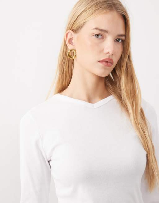 Abercrombie & Fitch geripptes Langarm-Henley mit Rundhalsausschnitt in Weiß, 3 von 4