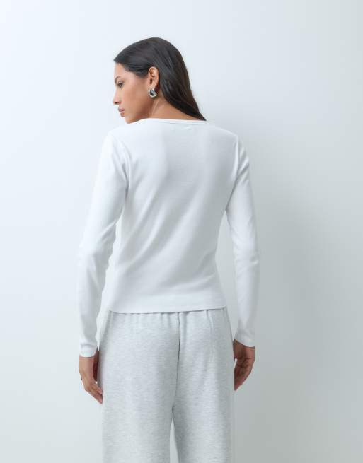 Abercrombie & Fitch geripptes Langarmoberteil in Weiß, 5 von 5