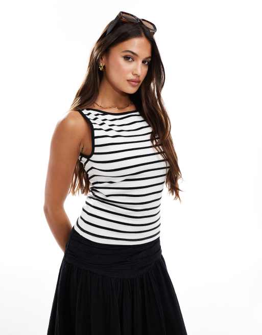 Abercrombie & Fitch - Gestreepte mouwloze top met boothals in zwart en wit