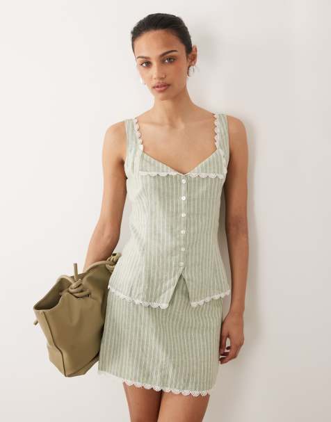 Abercrombie & Fitch – Gestreiftes Camisole-Oberteil aus Leinenmix in Grün mit Muschelsaum, Kombiteil - view 1