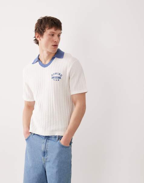 Abercrombie & Fitch – Gestricktes Polohemd in Weiß mit Kontrastkragen - view 1