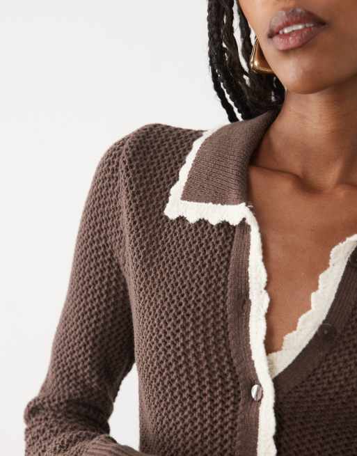 Abercrombie & Fitch - Gilet ajusté en maille à rayures avec col crocheté - Marron, 2 de 4