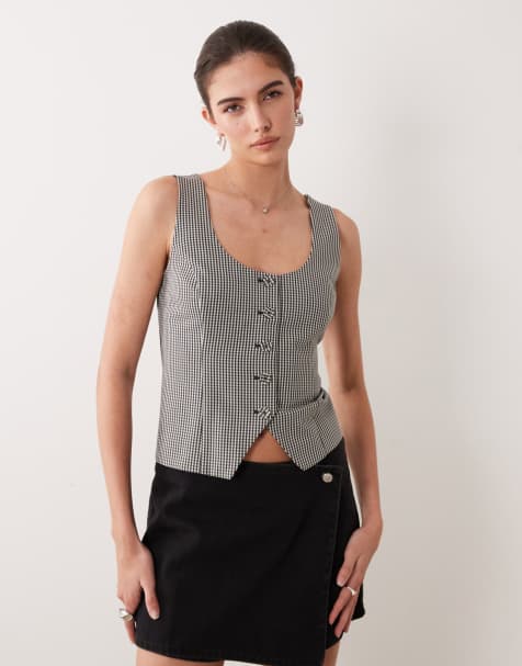 Abercrombie & Fitch – Ginghamrutig, figursydd väst med rund halsringning - view 1