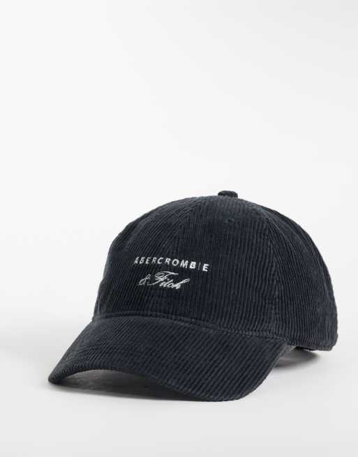 Abercrombie & Fitch - gorra con logotipo script en negro
