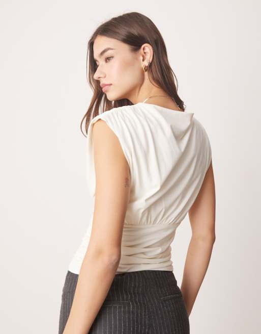 Abercrombie & Fitch grown over v neck top in cream, 4 of 4