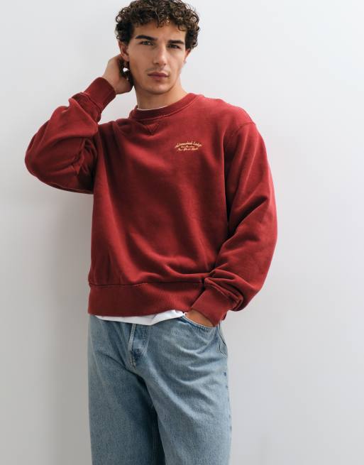 Abercrombie & Fitch heavyweight back graphic sweatshirt in burgundy, 2 of 5