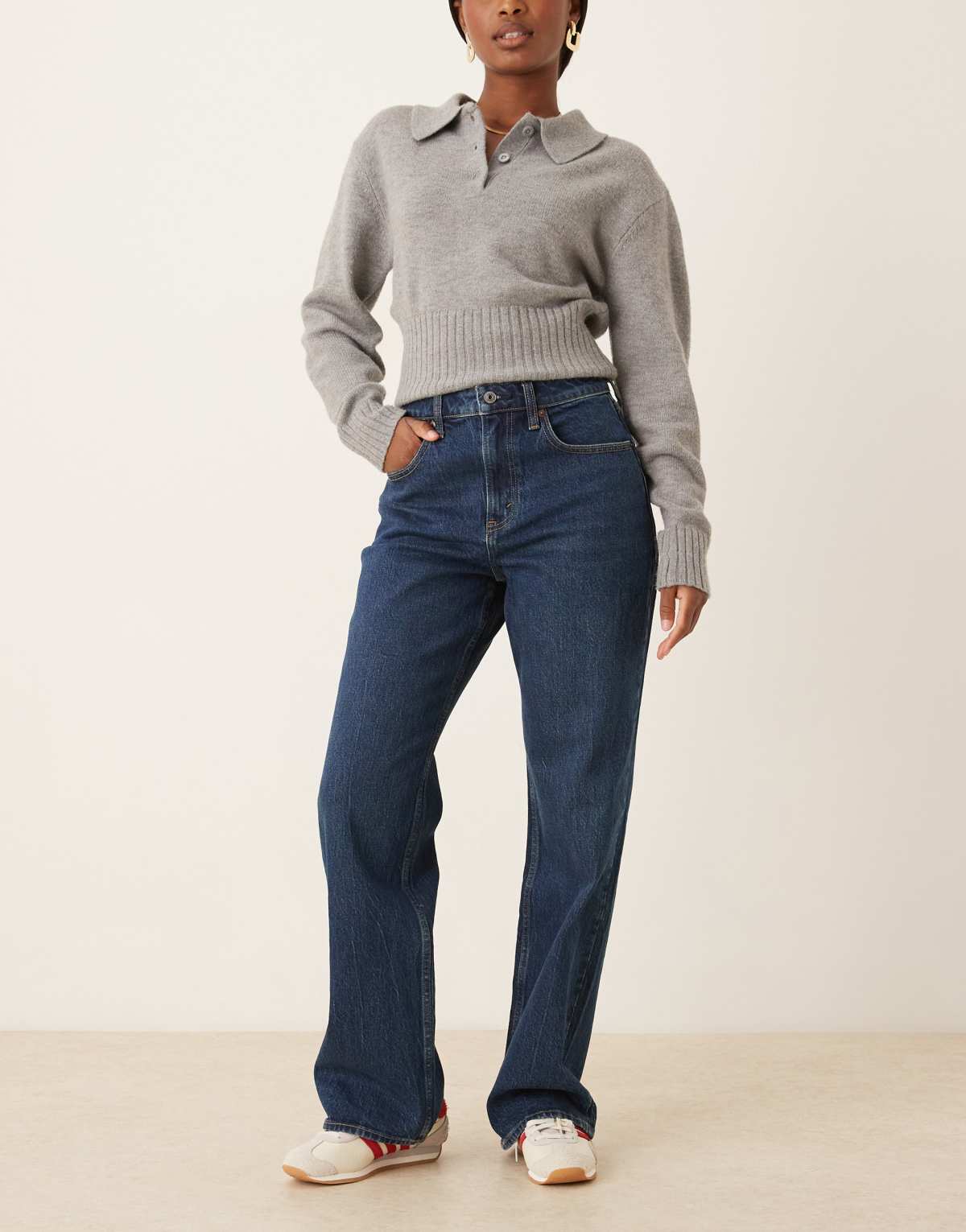 Abercrombie & Fitch high rise 90s relaxed jeans in mid blue wash
