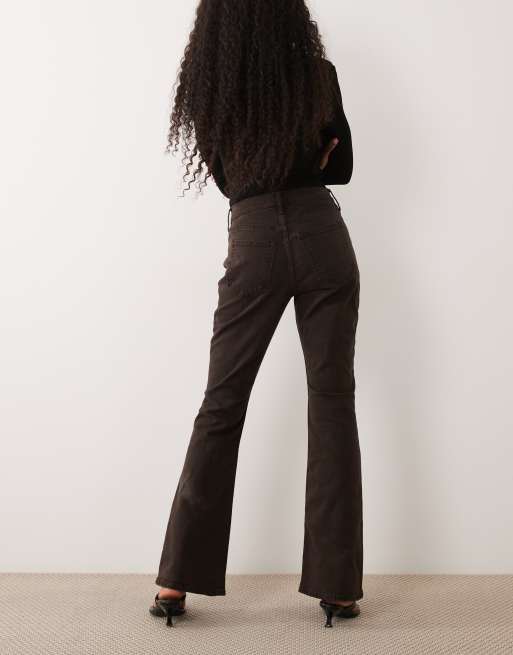 Abercrombie & Fitch High-Rise Bootcut-Jeans in Braun, 3 von 5