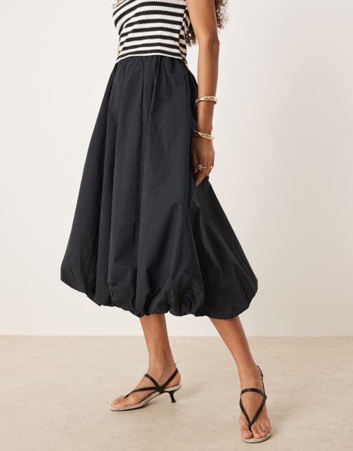 Abercrombie & Fitch high rise bubble maxi skirt in black, 4 of 5