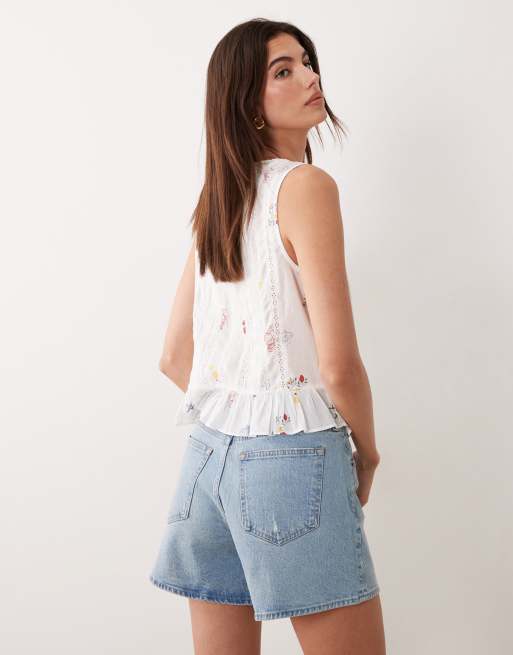 Abercrombie & Fitch high rise denim dad short with clean hem in bleach blue, 5 of 5