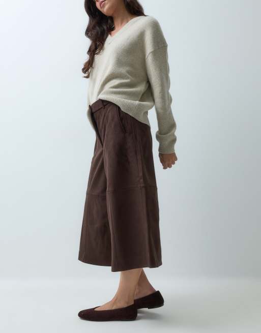 Abercrombie & Fitch high rise faux suede culottes in brown, 2 of 5