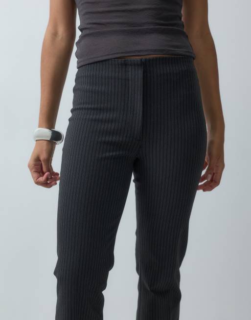 Abercrombie & Fitch high rise flared trouser in black pinstripe, 3 of 5