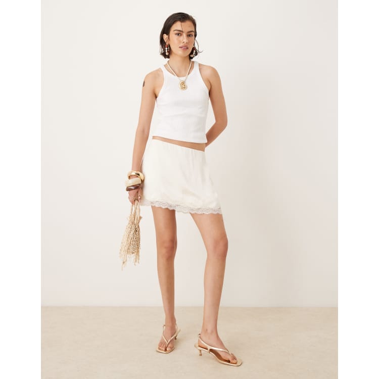 Abercrombie & Fitch スカート セット レース XS Abercrombie & Fitch mid rise lace trim mini skort in white | ASOS