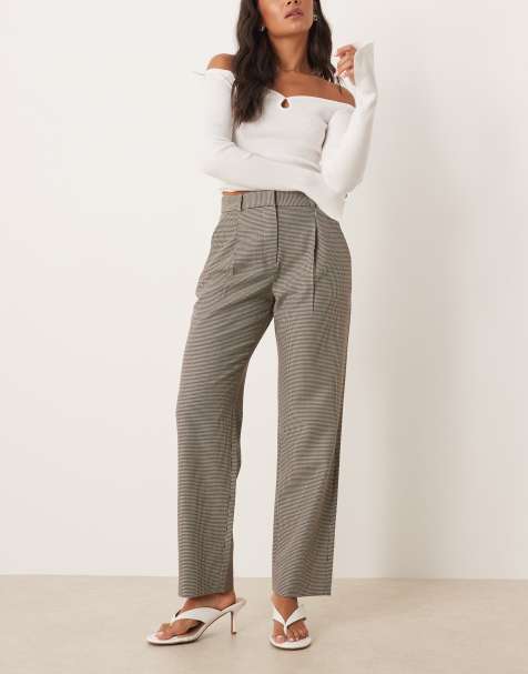 Abercrombie & Fitch high rise straight leg soft trousers in beige houndstooth - view 1