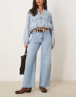 high rise wide leg jeans in light blue wash-Navy