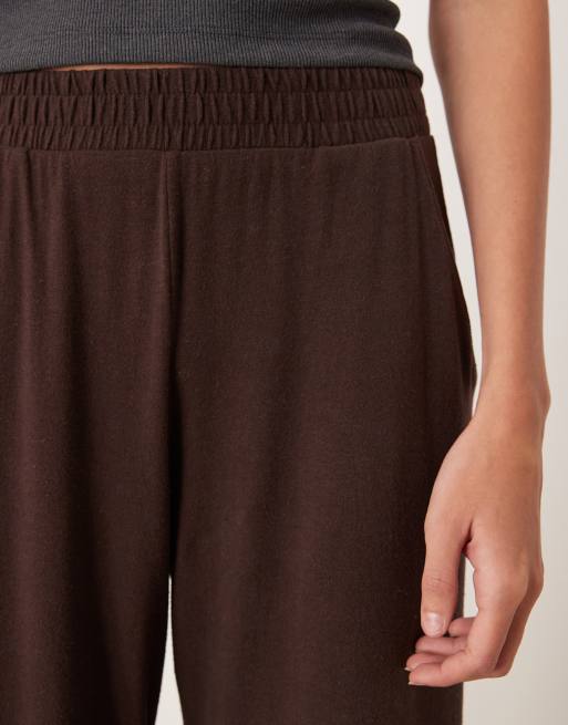 Abercrombie & Fitch high rise wide leg joggers in brown, 4 of 5