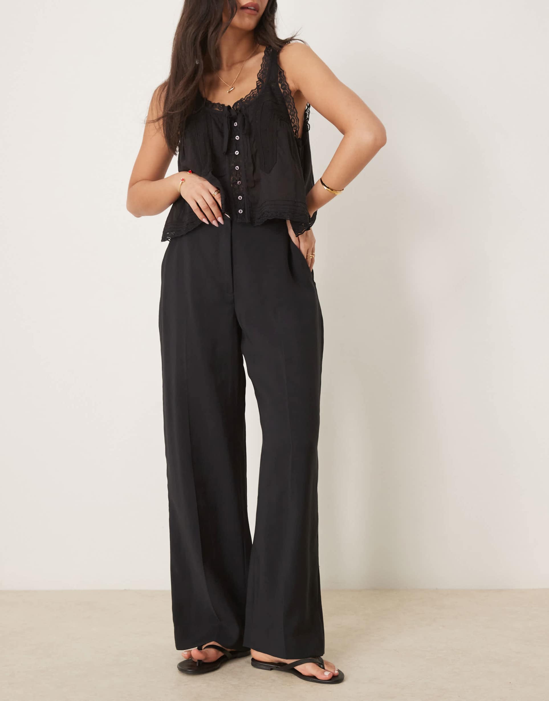 abercrombie & fitch high rise wide leg pants in black
