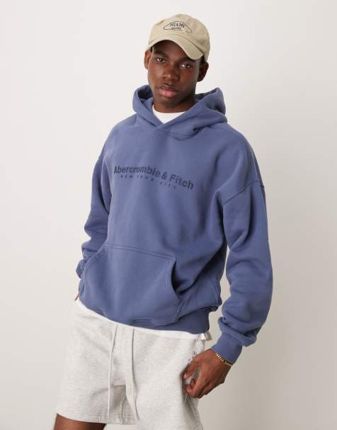 Abercrombie & Fitch - Hoodie met logo in blauw - view 1