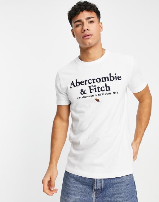 Abercrombie & Fitch - Hvid T-shirt med logo på brystet