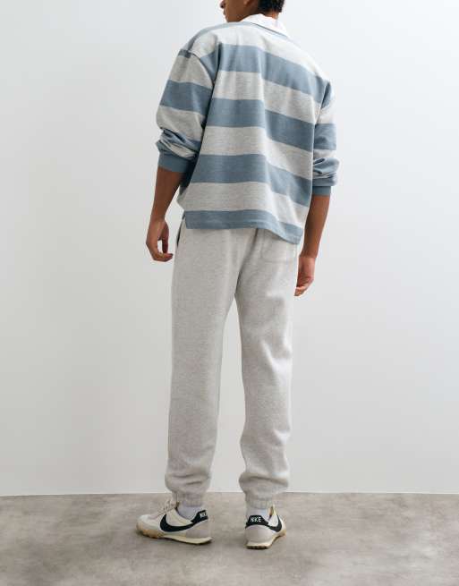 Abercrombie & Fitch icon logo cuffed leg joggers in light grey, 2 of 5