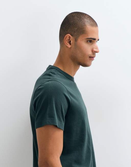 Abercrombie & Fitch icon logo essential t-shirt in dark green, 4 of 5