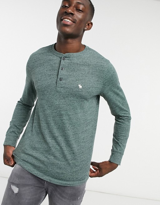 Abercrombie & Fitch icon logo long sleeve henley knit in green
