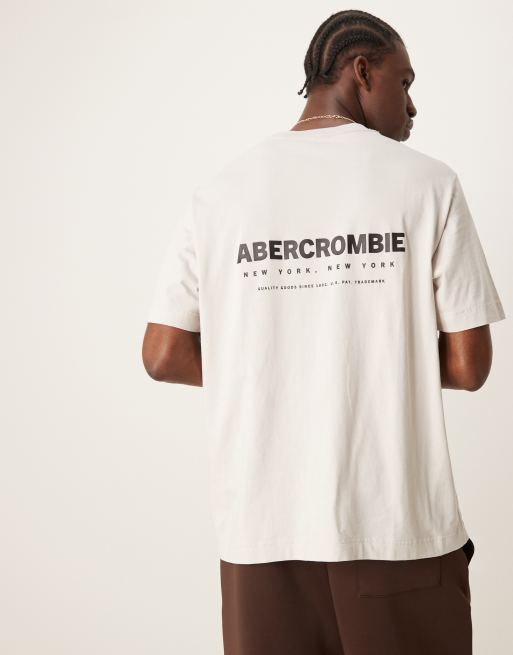 Abercrombie & Fitch – Jasnoszary T-shirt oversize z logo z przodu i na plecach