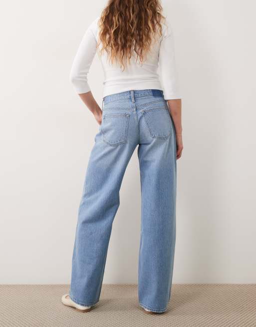 Abercrombie & Fitch jean ample taille basse à ourlet effiloché en délavage bleu clair, 3 de 5