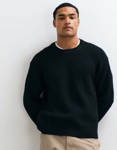 Abercrombie & Fitch jersey de punto esencial con cuello redondo en negro - view 1